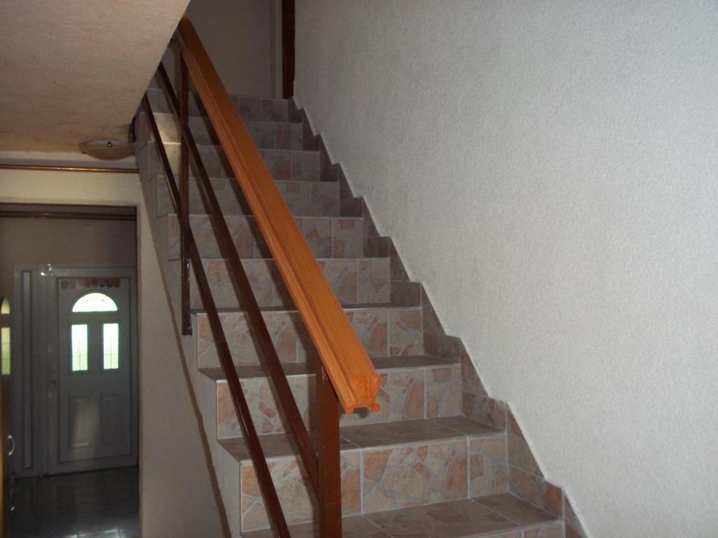 House Rapo Hotel Korenica Exterior photo